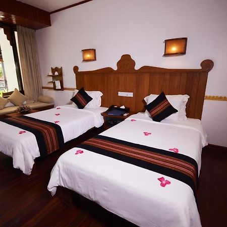 Hotel Amazing Nyaung Shwe Extérieur photo