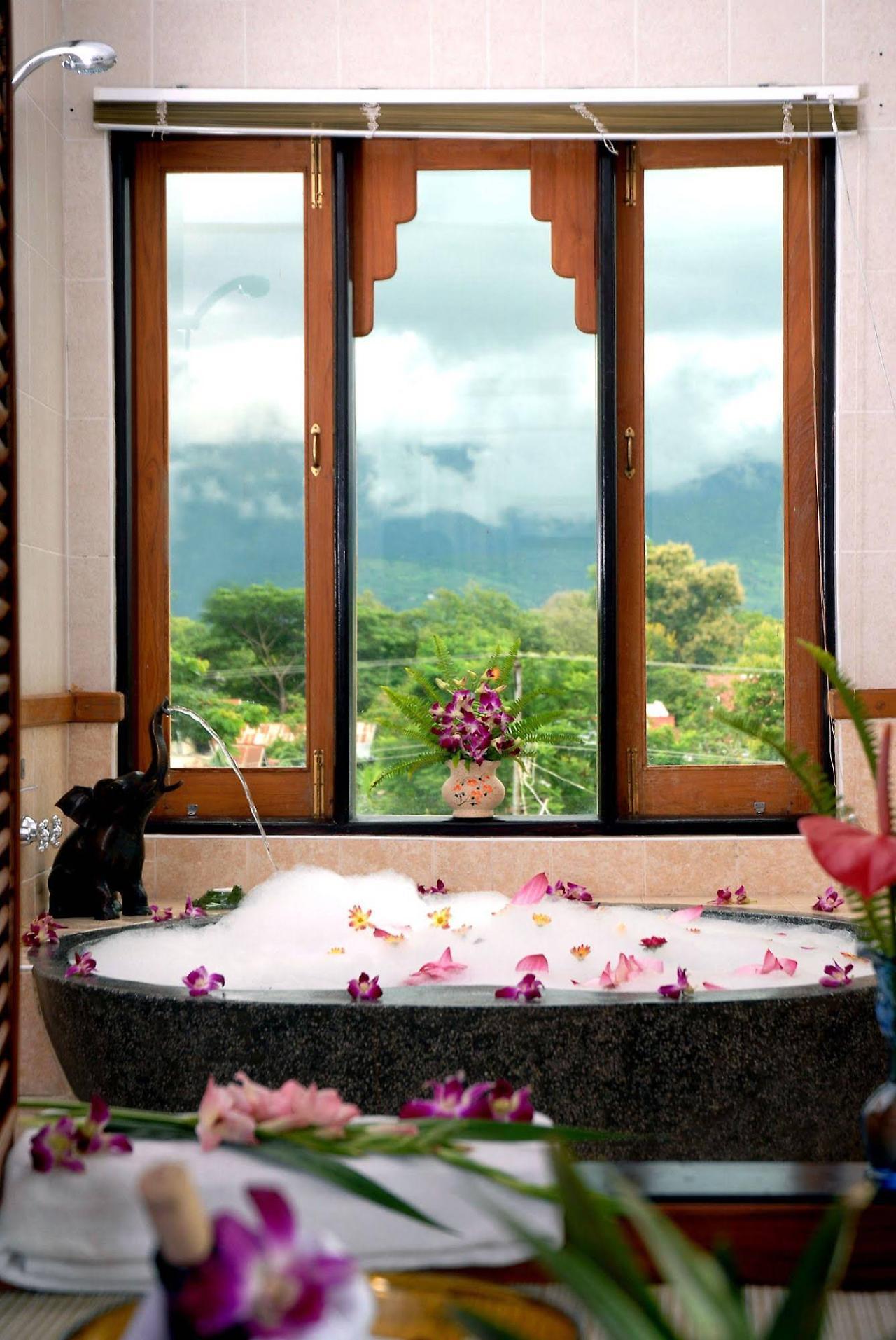 Hotel Amazing Nyaung Shwe Extérieur photo