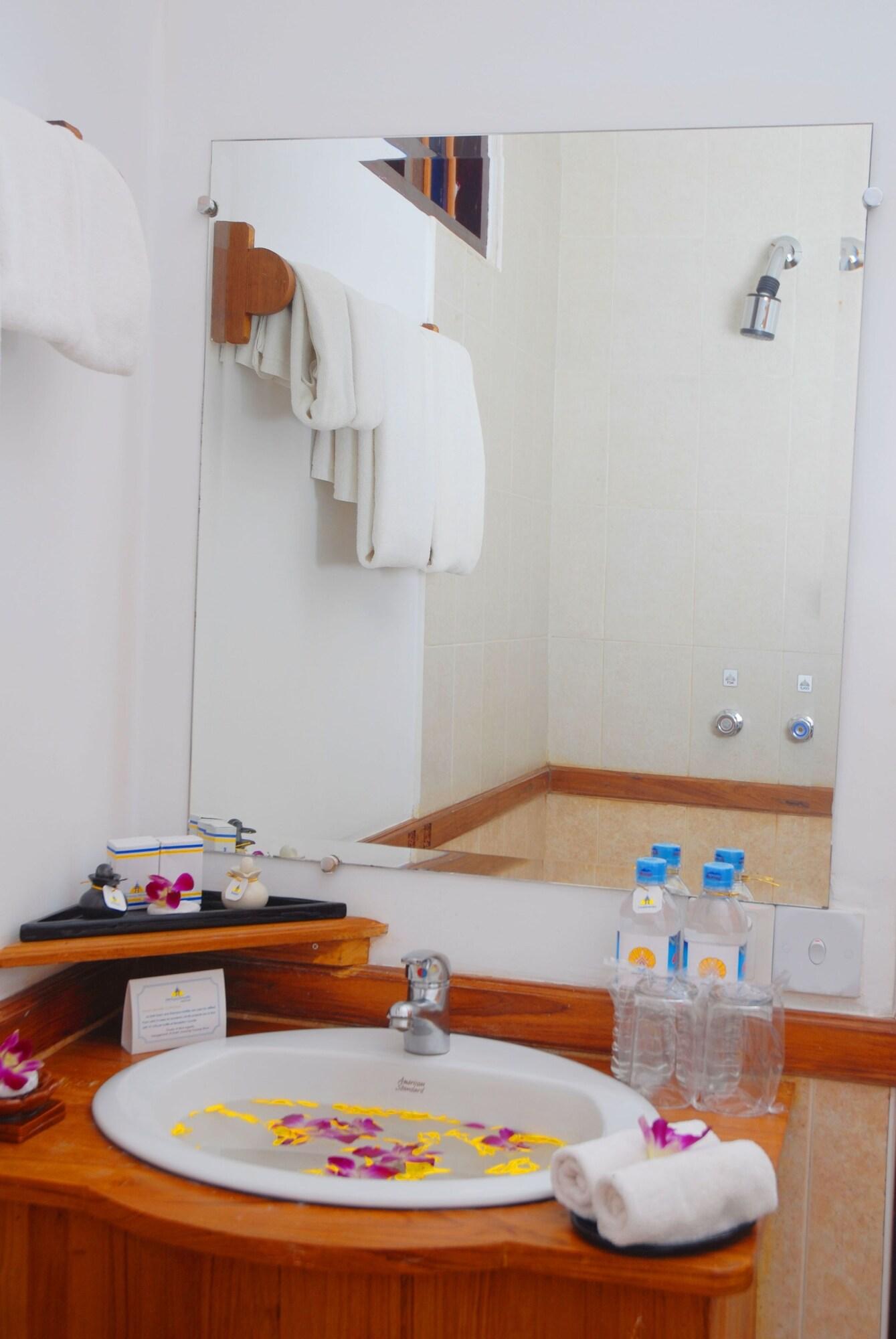 Hotel Amazing Nyaung Shwe Extérieur photo