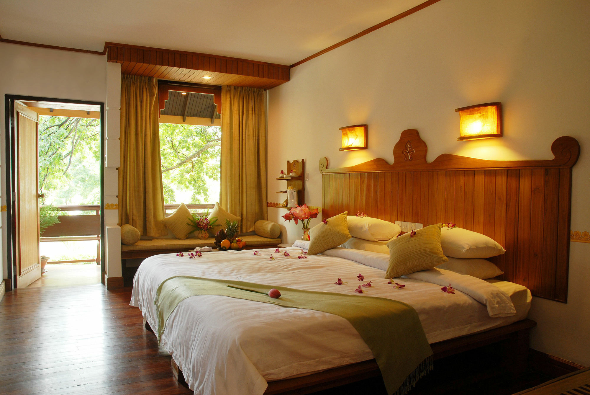 Hotel Amazing Nyaung Shwe Extérieur photo